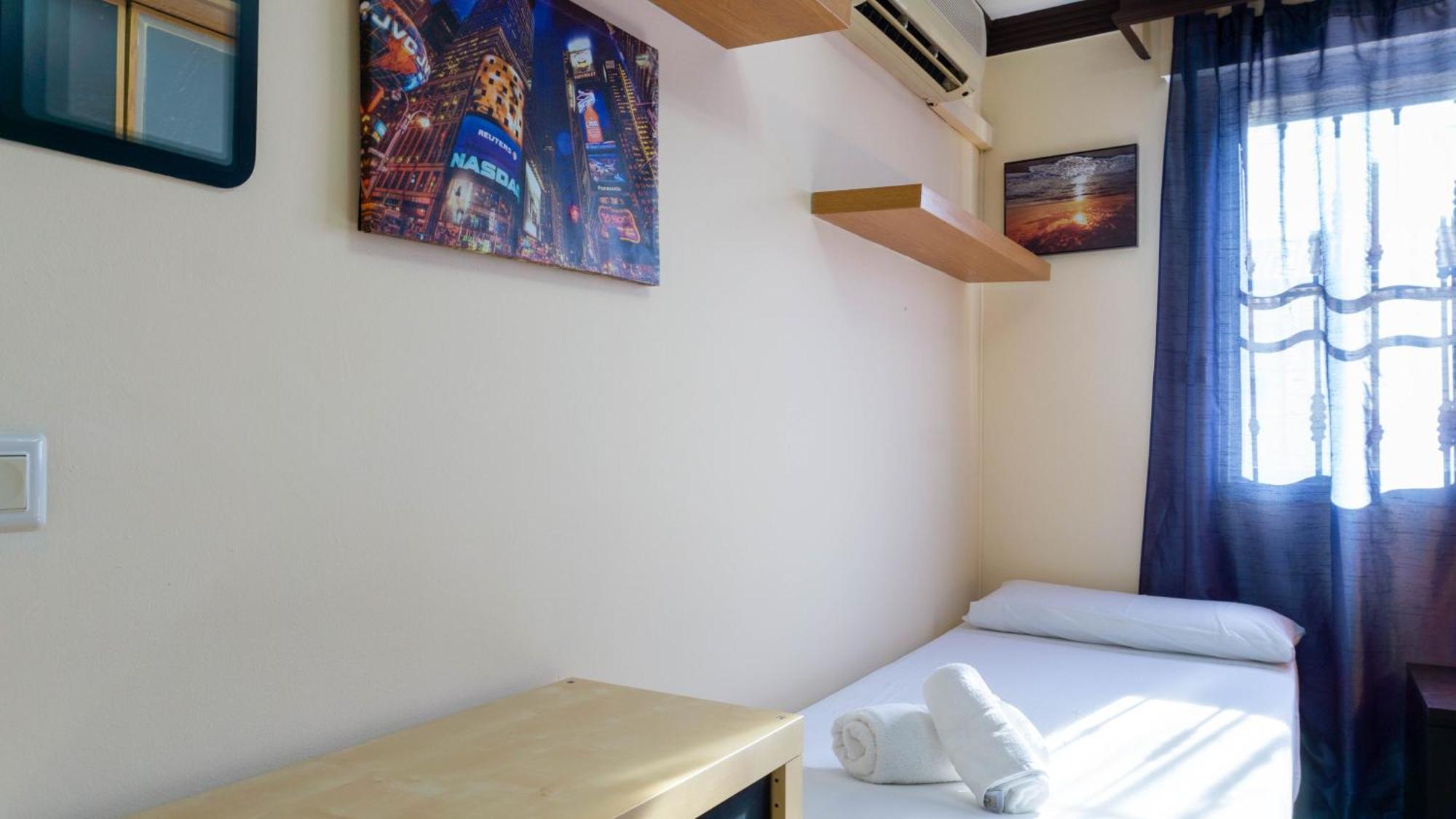 Apartment Aconte Malaga Exterior photo