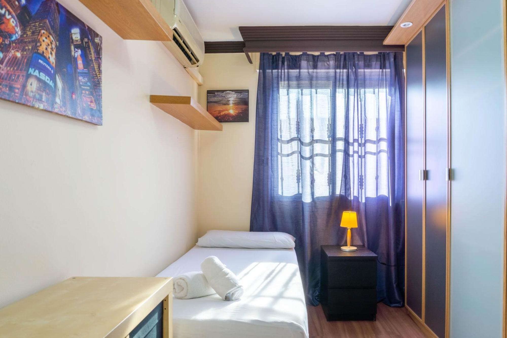 Apartment Aconte Malaga Exterior photo